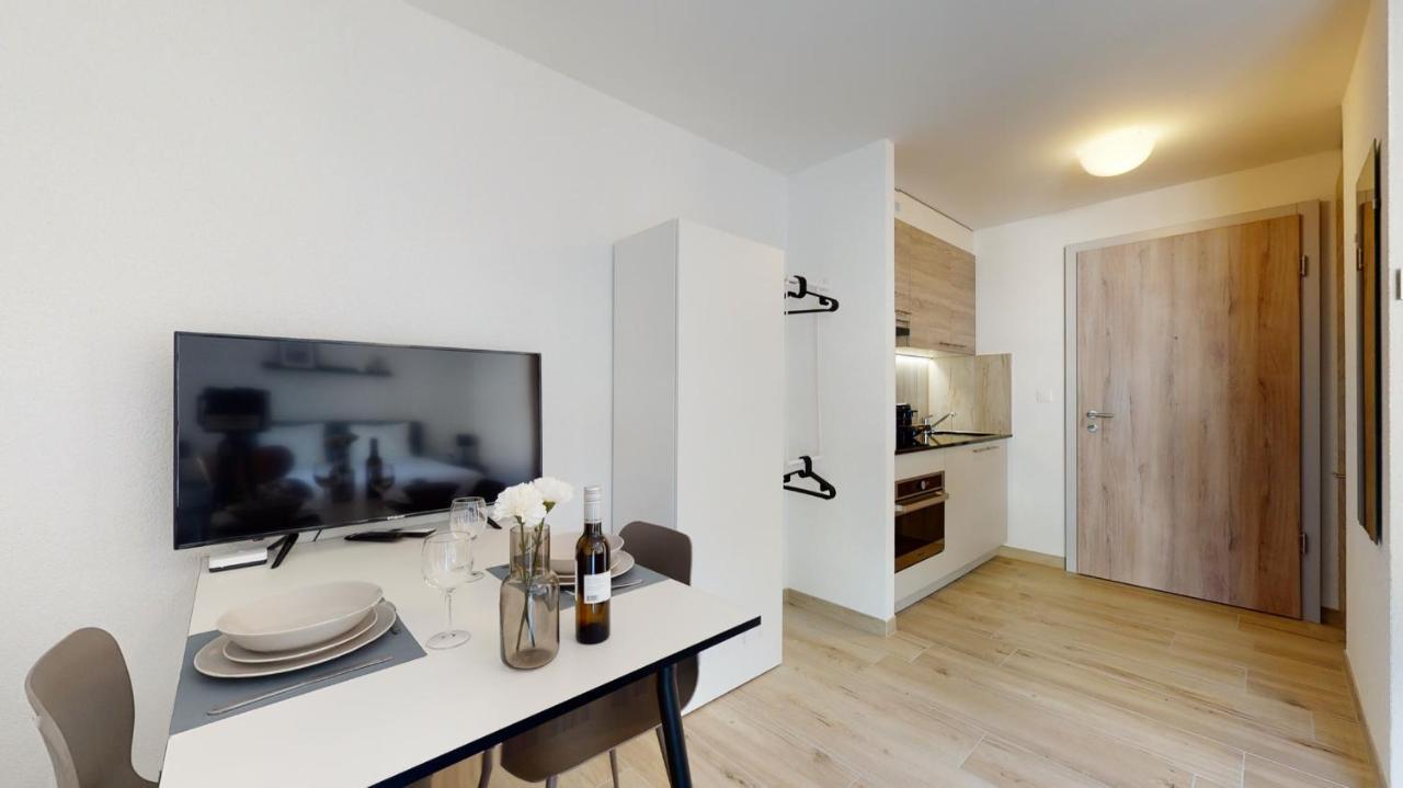 Nonanteneuf Appart Hotel Aigle - Contactless Check-In Esterno foto