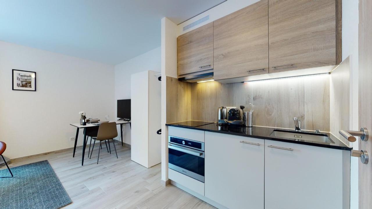 Nonanteneuf Appart Hotel Aigle - Contactless Check-In Esterno foto